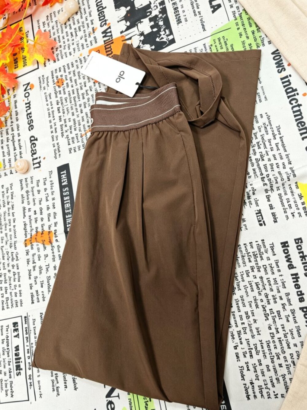 Espresso☕️ALO Yoga Suit Up Trouser NWT Regular 30" Inseam🤎 - Picture 7 of 7